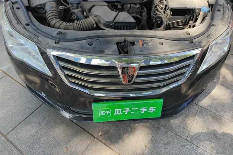 Used Roewe 950 2012 2.4L Luxury Executive Edition Engine Bay