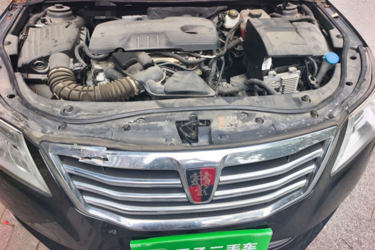 Used Roewe 950 2012 2.0L Comfort Edition Engine Bay