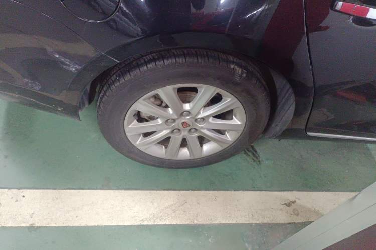 Used Roewe 950 2012 2.0L Elegant Edition Exterior 2
