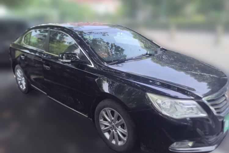 Used Roewe 950 2012 2.0L Comfort Edition Front Right 45 Deg