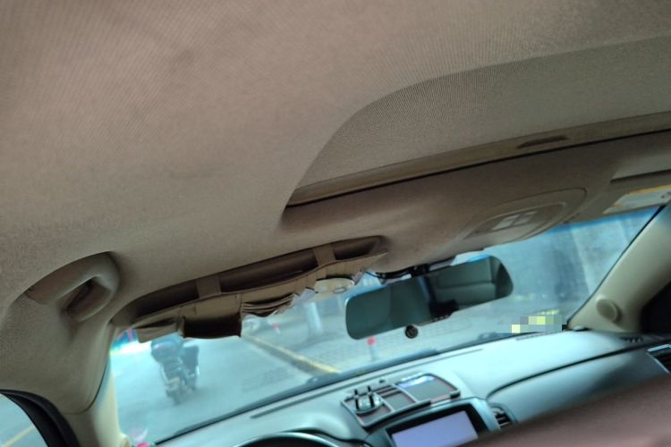 Used Roewe 950 2012 2.0L Comfort Edition Headliner
