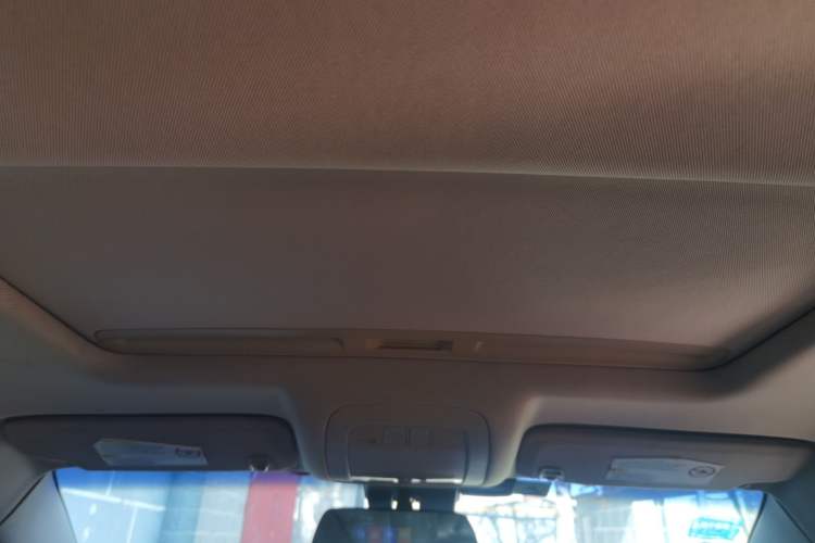 Used Roewe 950 2012 2.4L Luxury Executive Edition Headliner