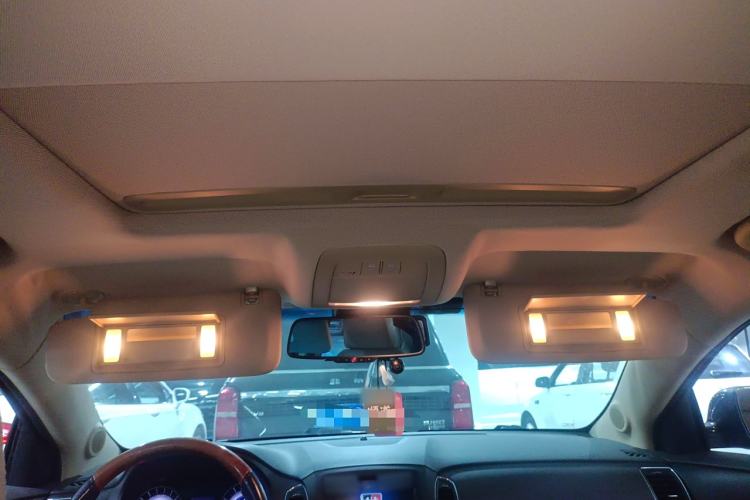 Used Roewe 950 2012 2.0L Elegant Edition Headliner