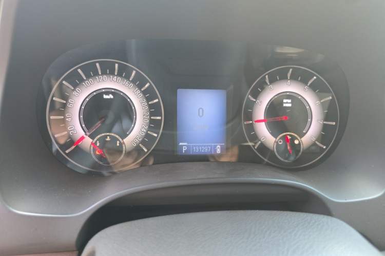 Used Roewe 950 2012 2.0L Elegant Edition Instrument Cluster