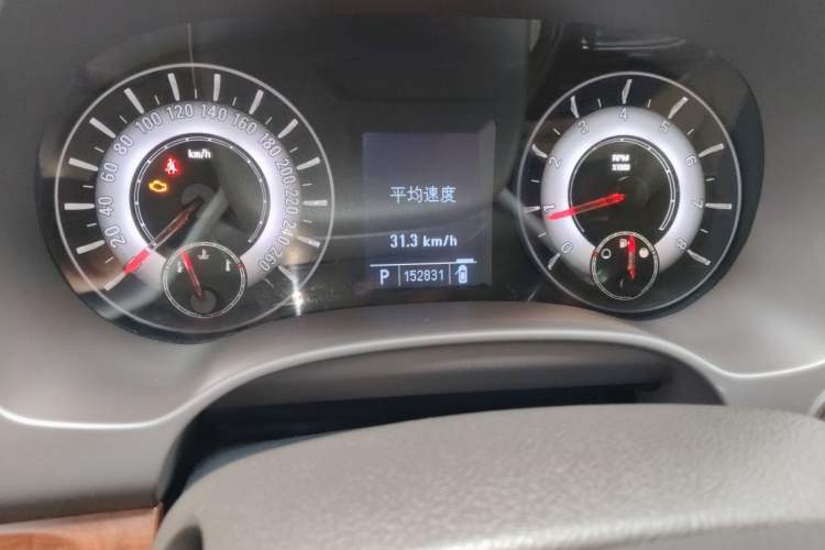 Used Roewe 950 2012 2.4L Luxury Edition Instrument Cluster