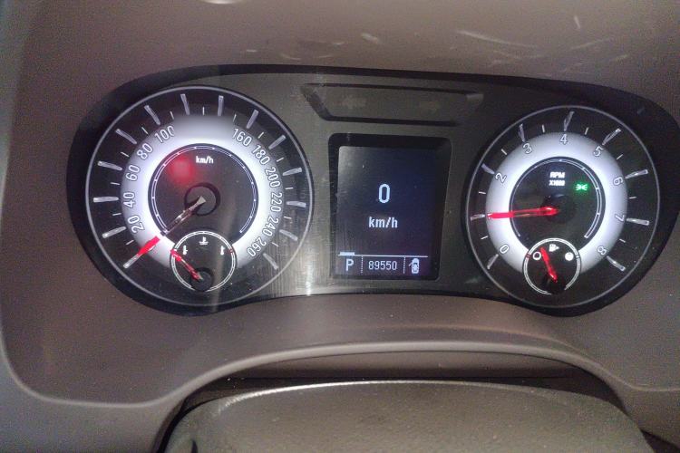 Used Roewe 950 2012 2.0L Elegant Edition Instrument Cluster
