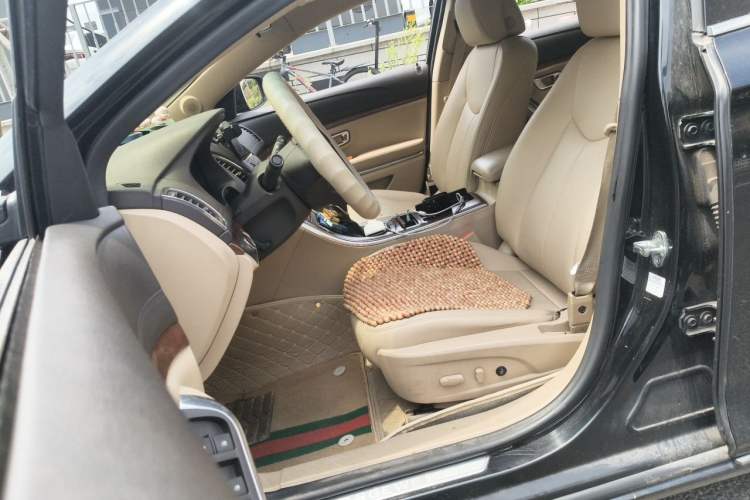 Used Roewe 950 2012 2.0L Comfort Edition Left Front Seat