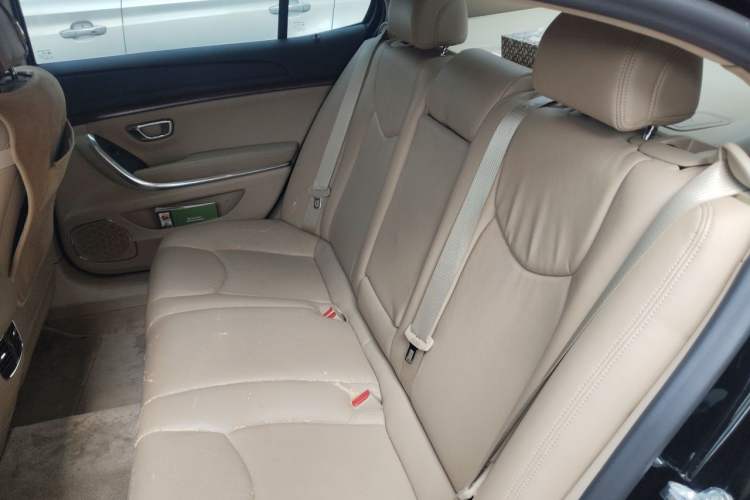 Used Roewe 950 2012 2.0L Comfort Edition Left Rear Seat