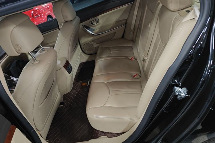 Used Roewe 950 2012 2.0L Elegant Edition Left Rear Seat