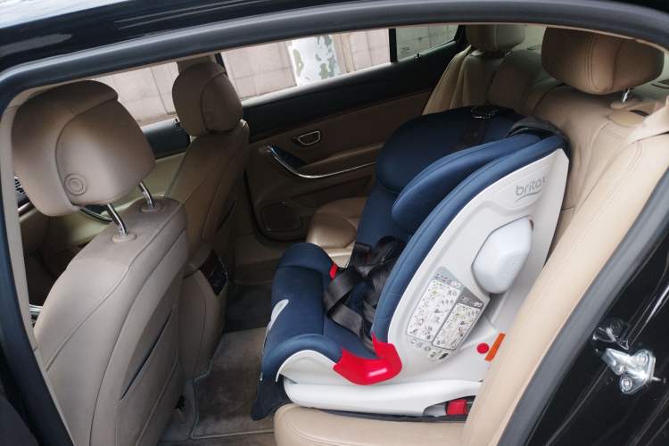 Used Roewe 950 2012 2.4L Luxury Edition Left Rear Seat