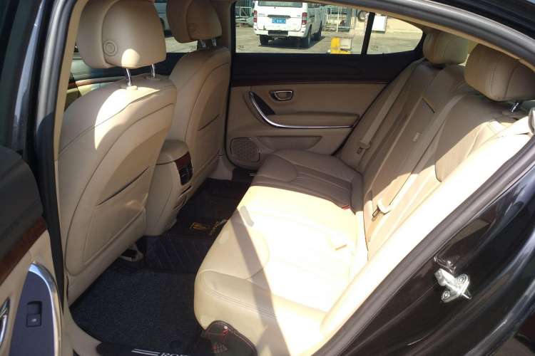 Used Roewe 950 2012 2.4L Luxury Edition Left Rear Seat