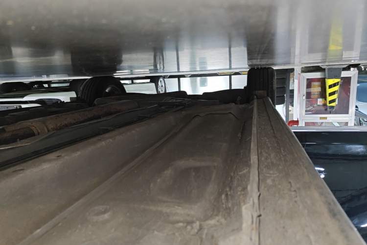 Used Roewe 950 2012 2.0L Elegant Edition Right Side Sill