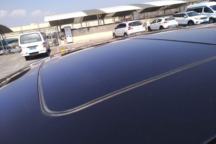 Used Roewe 950 2012 2.4L Luxury Edition Roof
