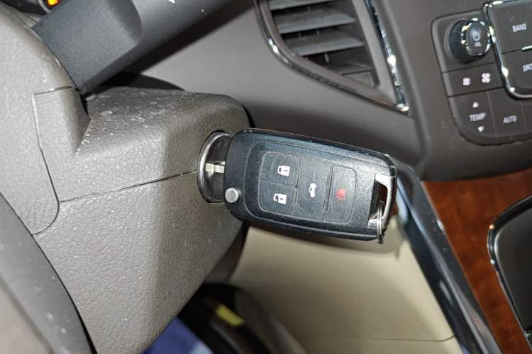 Used Roewe 950 2012 2.0L Elegant Edition Vehicle Key