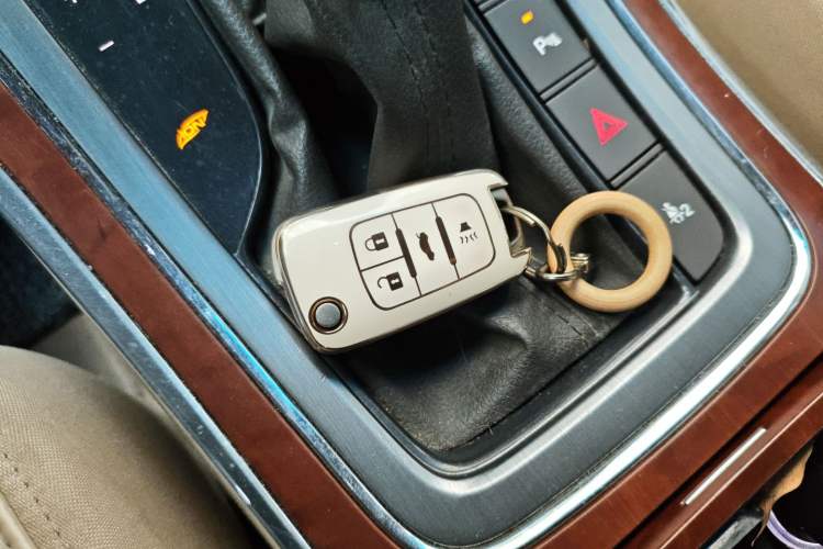 Used Roewe 950 2012 2.4L Luxury Executive Edition Vehicle Key