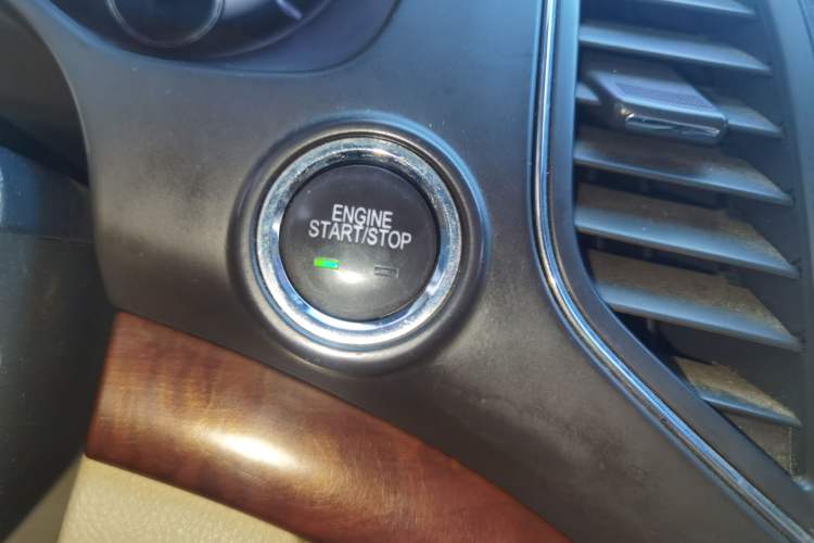 Used Roewe 950 2012 2.4L Luxury Executive Edition Vehicle Key