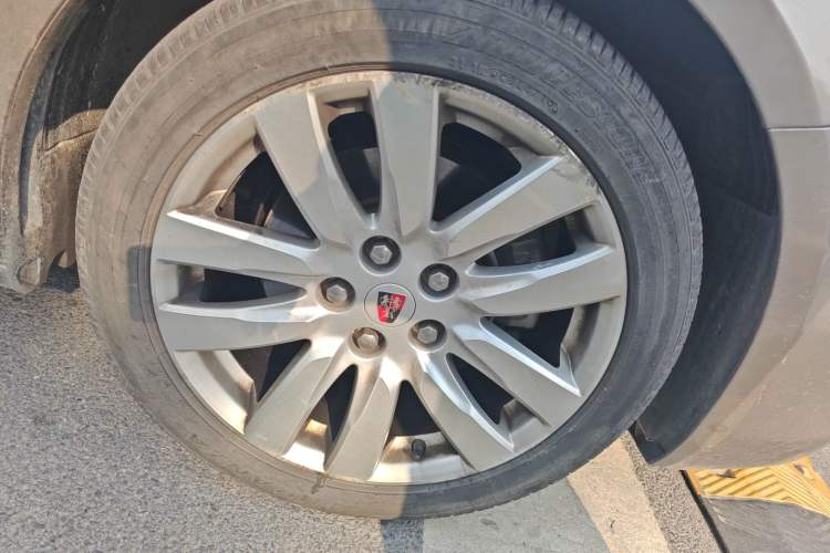Used Roewe 950 2012 2.4L Luxury Executive Edition Right Front Wheel Hub