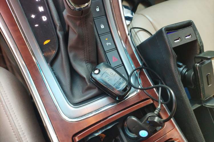 Used Roewe 950 2012 2.4L Luxury Executive Edition Vehicle Key