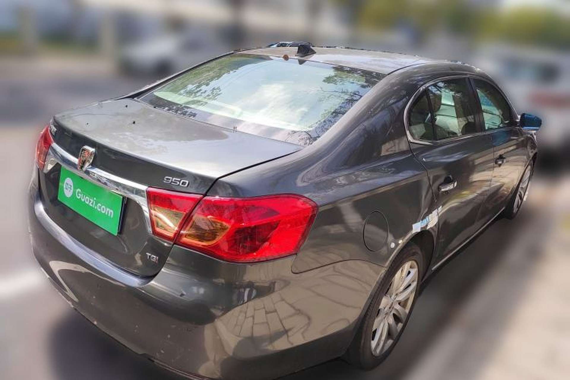 Used Roewe 950 2012 2.4L Luxury Executive Edition Rear Right 45 Deg