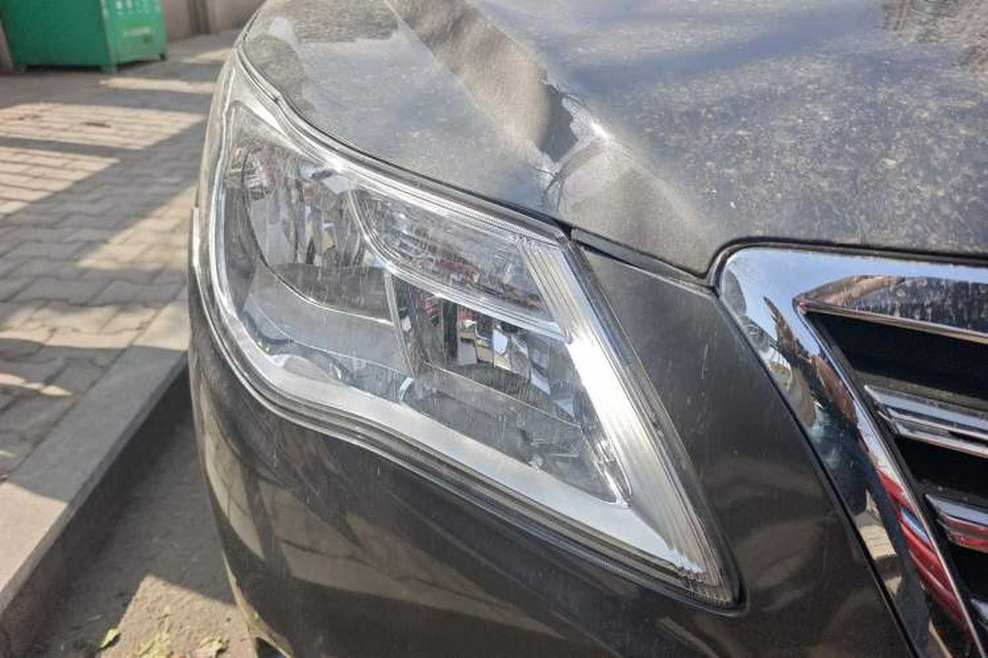 Used Roewe 950 2012 2.0L Comfort Edition Right Front Headlight