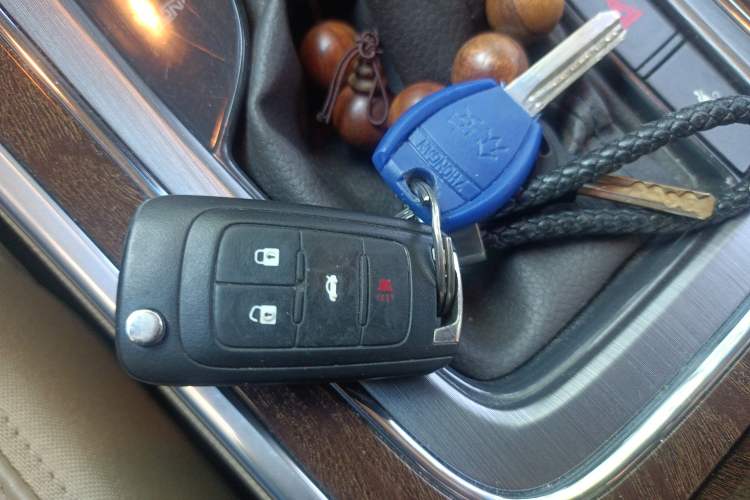 Used Roewe 950 2012 2.4L Luxury Executive Edition Vehicle Key