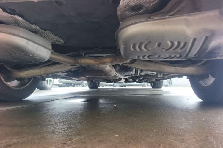 Used Roewe 950 2012 2.0L Elegant Edition Chassis Rear
