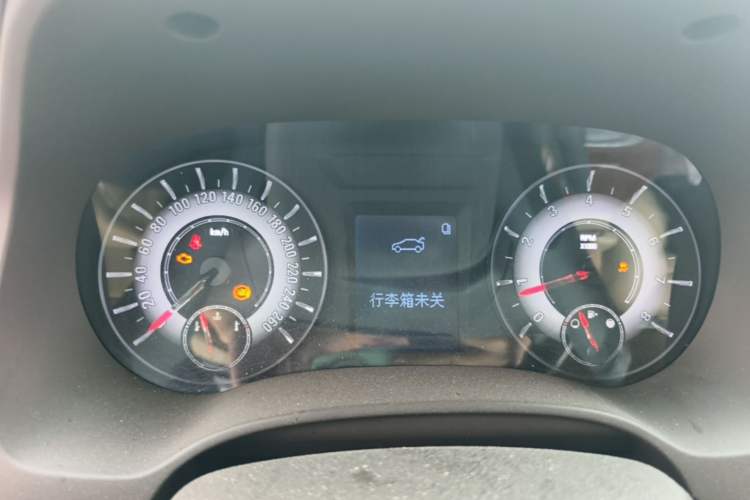 Used Roewe 950 2012 2.0L Elegant Edition Instrument Cluster