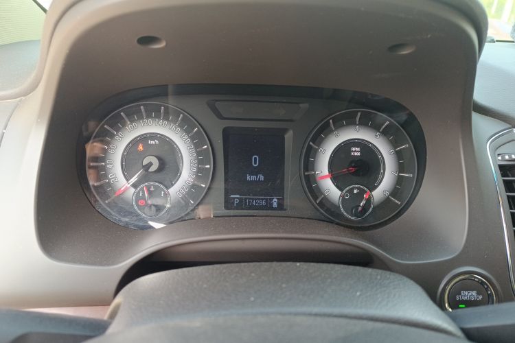 Used Roewe 950 2012 2.4L Luxury Edition Instrument Cluster