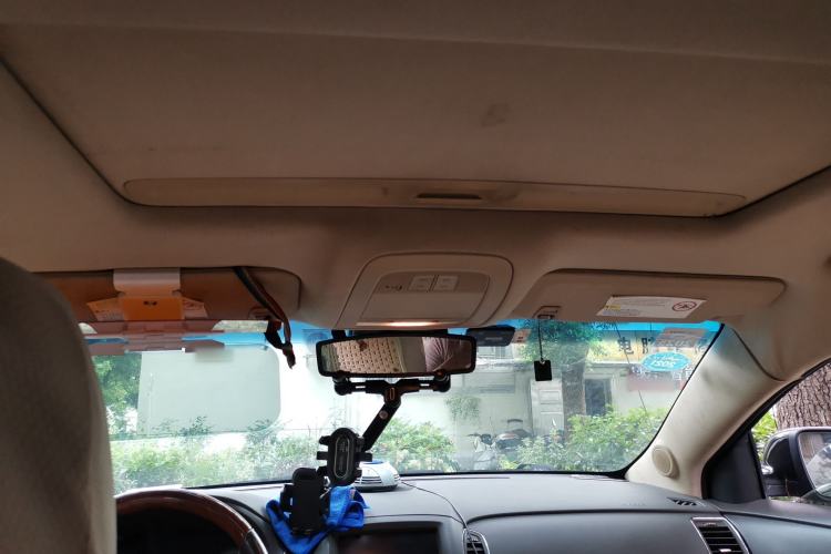 Used Roewe 950 2012 2.0L Elegant Edition Headliner