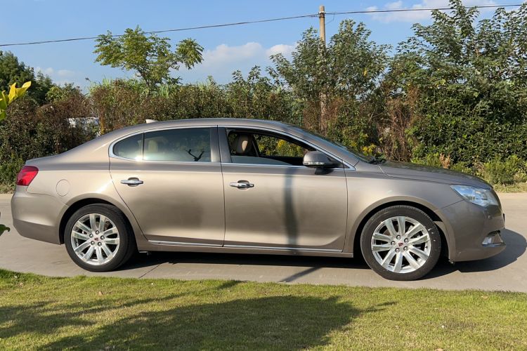 Used Roewe 950 2012 2.4L Luxury Executive Edition Exterior 2