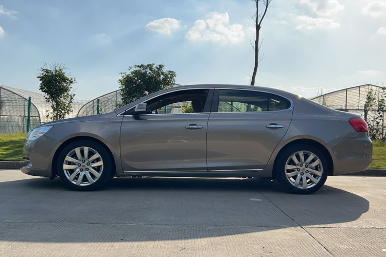 Used Roewe 950 2012 2.4L Luxury Executive Edition Exterior 5