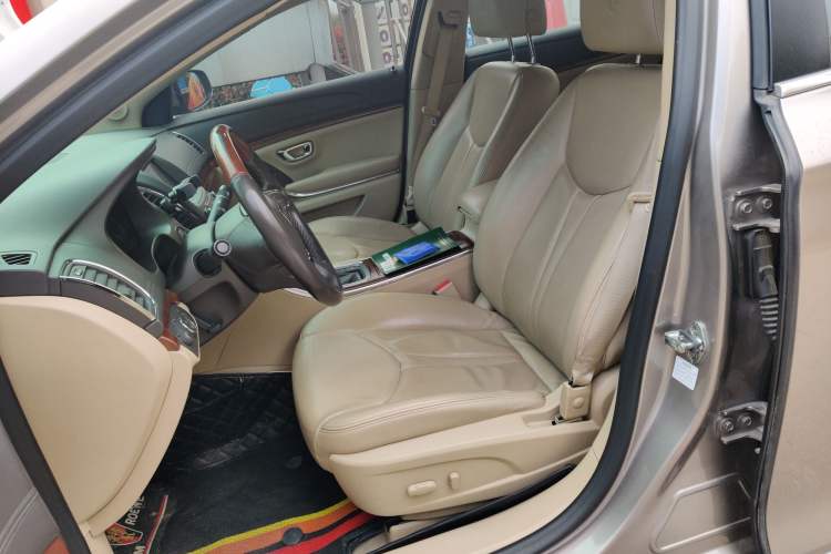 Used Roewe 950 2012 2.4L Luxury Edition Left Front Seat
