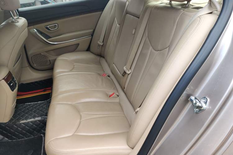 Used Roewe 950 2012 2.4L Luxury Edition Left Rear Seat