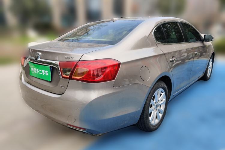 Used Roewe 950 2012 2.4L Luxury Edition Rear Right 45 Deg