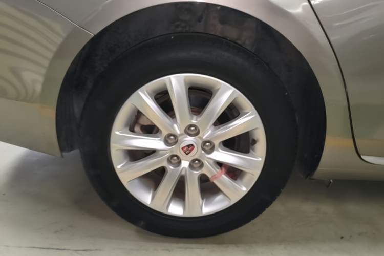 Used Roewe 950 2012 2.0L Comfort Edition Right Rear Wheel Hub