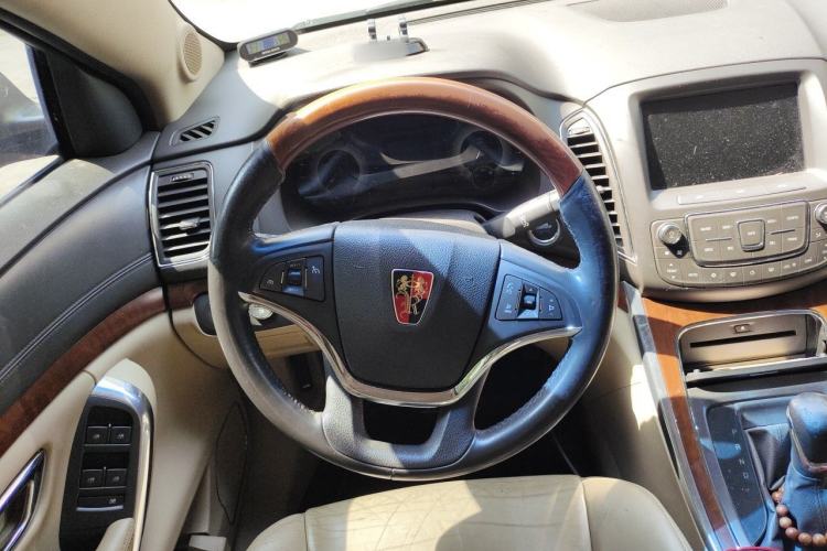 Used Roewe 950 2012 2.4L Luxury Edition Steering Wheel