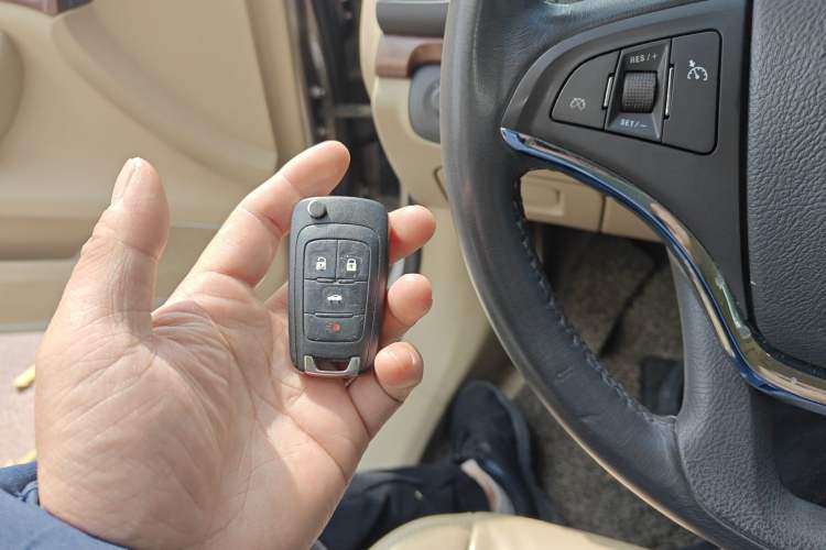 Used Roewe 950 2012 2.4L Luxury Edition Vehicle Key