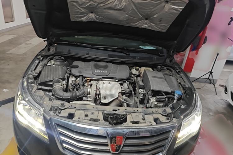 Used Roewe 950 2015 1.8T Luxury Edition Engine Bay