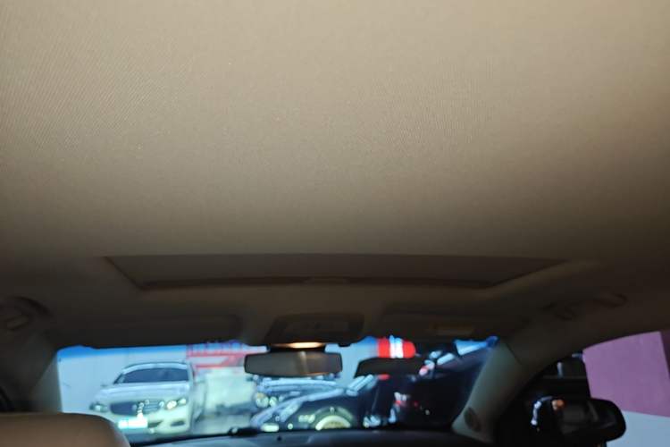 Used Roewe 950 2015 1.8T Luxury Edition Headliner