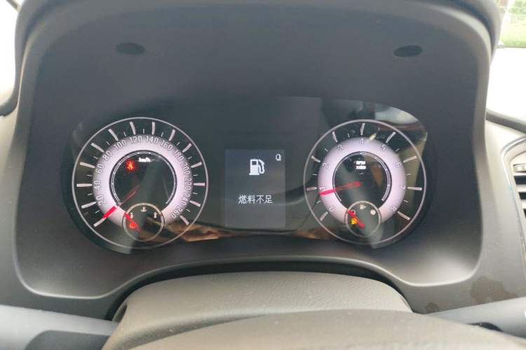 Used Roewe 950 2015 1.8T Elite Edition Instrument Cluster