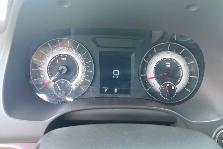 Used Roewe 950 2015 2.0T Luxury Executive Edition Instrument Cluster