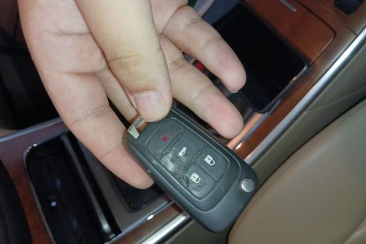 Used Roewe 950 2015 1.8T Luxury Edition Interior 1