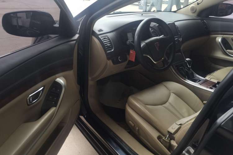 Used Roewe 950 2015 1.8T Elegant Edition Interior 2