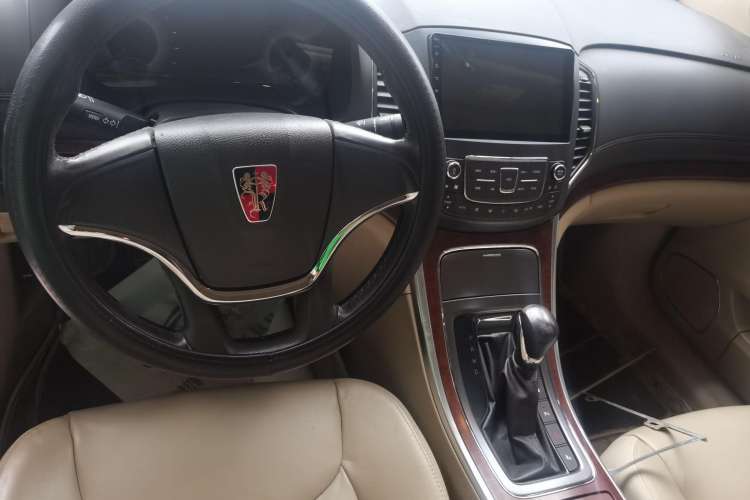 Used Roewe 950 2015 1.8T Elegant Edition Interior 3