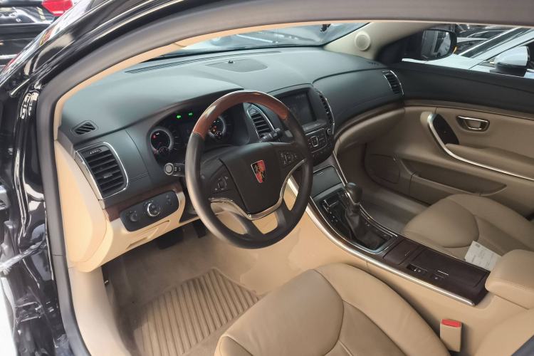 Used Roewe 950 2015 1.8T Luxury Edition Interior 3