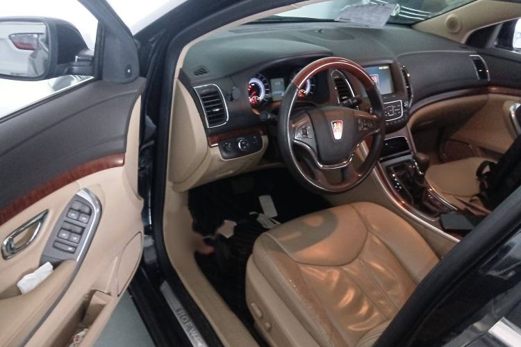 Used Roewe 950 2015 1.8T Luxury Edition Interior 3
