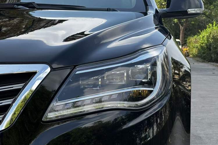 Used Roewe 950 2015 1.8T Luxury Edition Left Front Headlight
