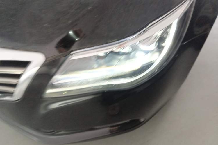 Used Roewe 950 2015 1.8T Luxury Edition Left Front Headlight