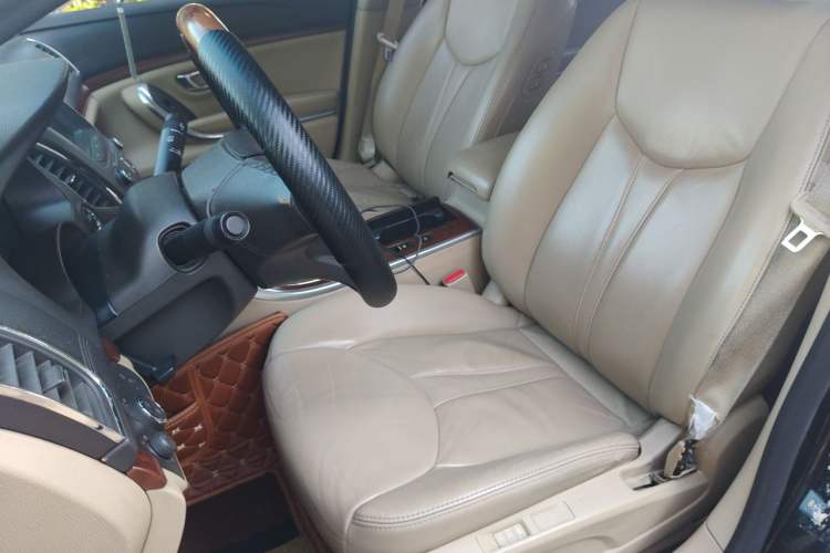 Used Roewe 950 2015 2.0T Luxury Executive Edition Left Front Seat
