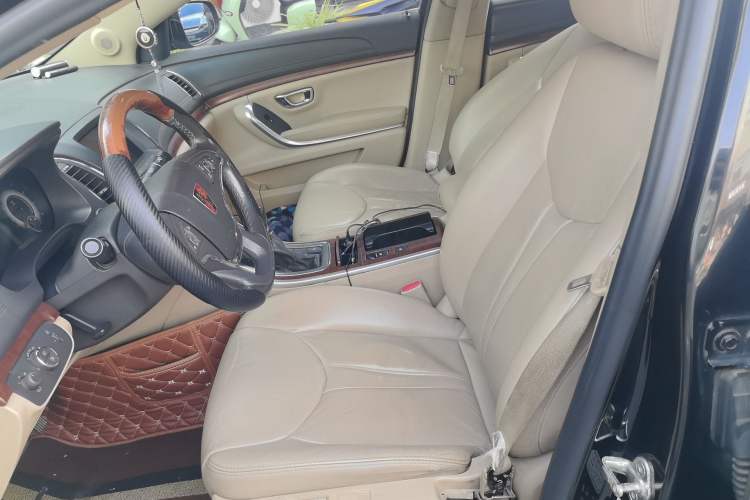 Used Roewe 950 2015 2.0T Luxury Executive Edition Left Front Seat